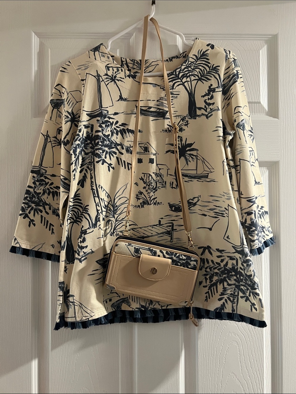 Spartina 449 Cream Tunic with Navy Scenic Print and matching crossbody.